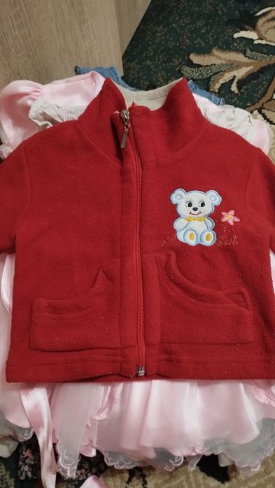 БЕЗКОШТОВНО речі на дівчинку