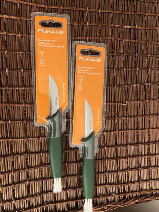 Ніж для грибів Fiskars