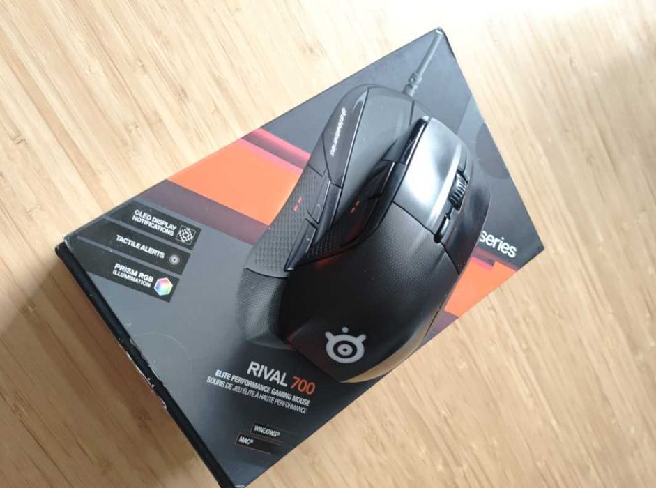 Myszka steelseries Rival 700 (bardzo dobry stan)