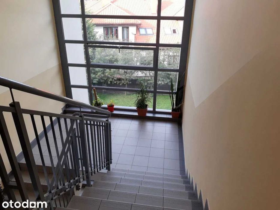 43 m² | 2 rooms | large 8 m² balcony | 7 min walk to PKP Płudy | direct from owner | - Więcej