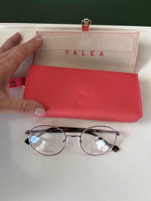 Oculos Yalea armacao nova