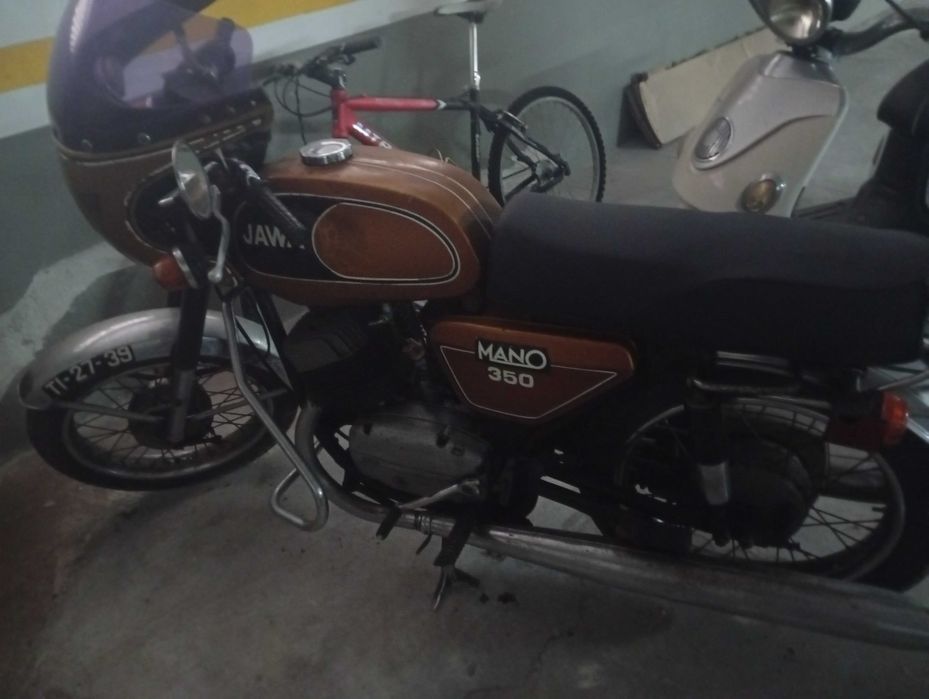 Mota Jawa 350 de 1976