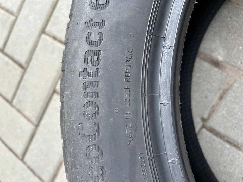 Шини 215/55 R17 94V Continental Eco Contact 6