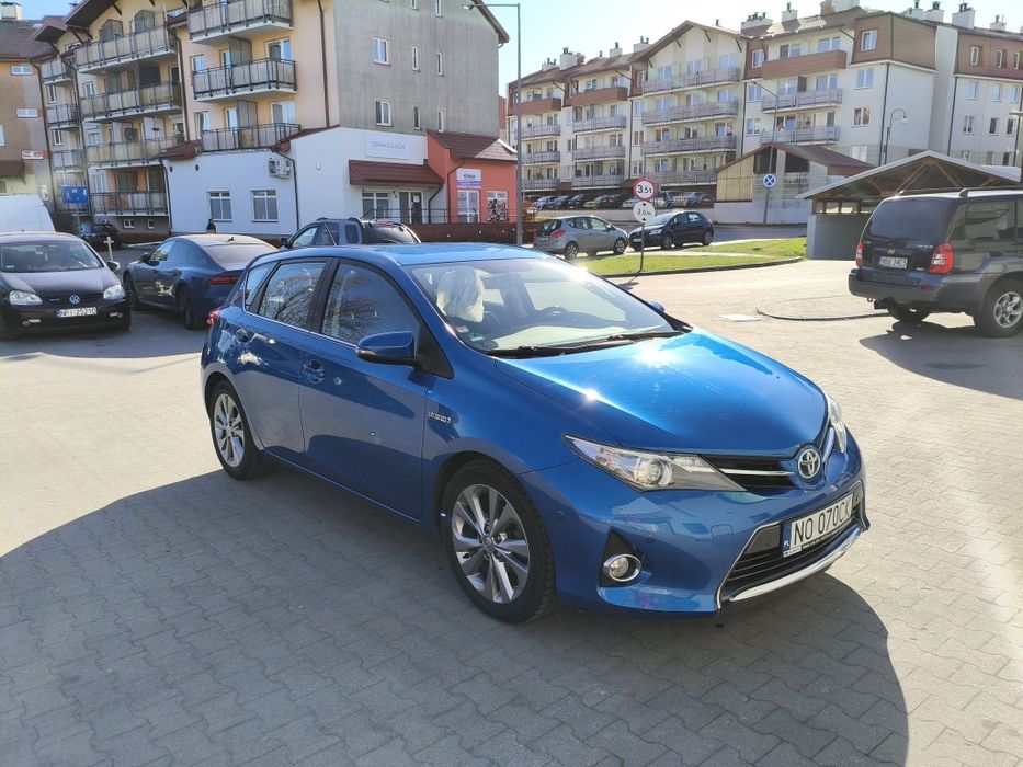 Toyota Auris 1.8 hybrid zadbana
