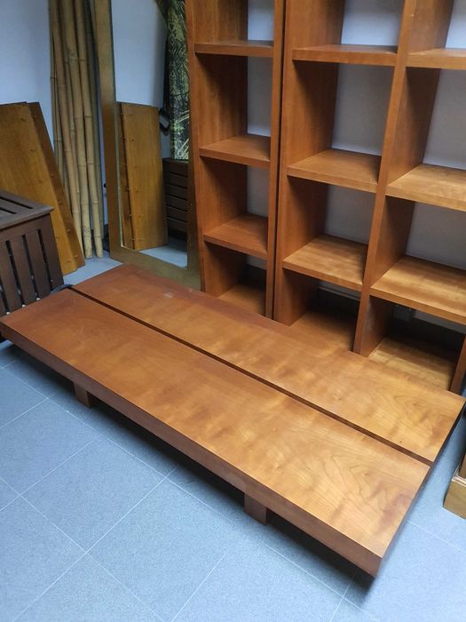 Mesa de centro + 2 moveis para sala, escritorio ou divisão de espaços