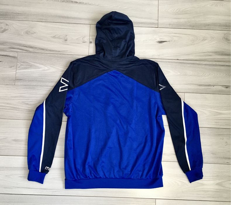 Футбольна кофта