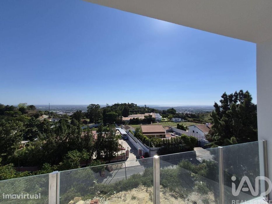 Apartamento T3 em Palmela de 304,00 m2