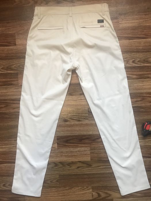 Джинси Levis (L)