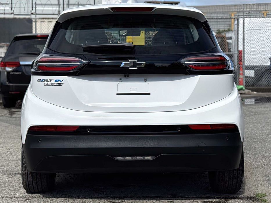 Chevrolet Bolt EV 2LT      2023