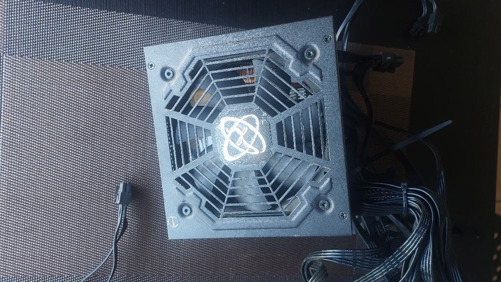 Fonte TS 750W  para PC gamer