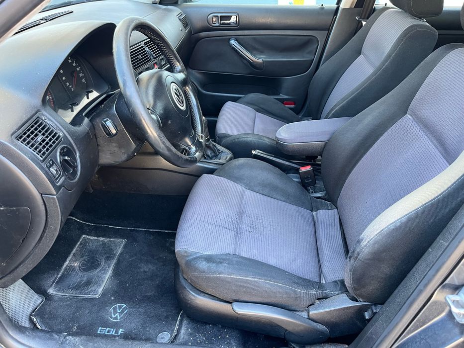 VW GOLF IV 1.9 TDI 110 (2001)