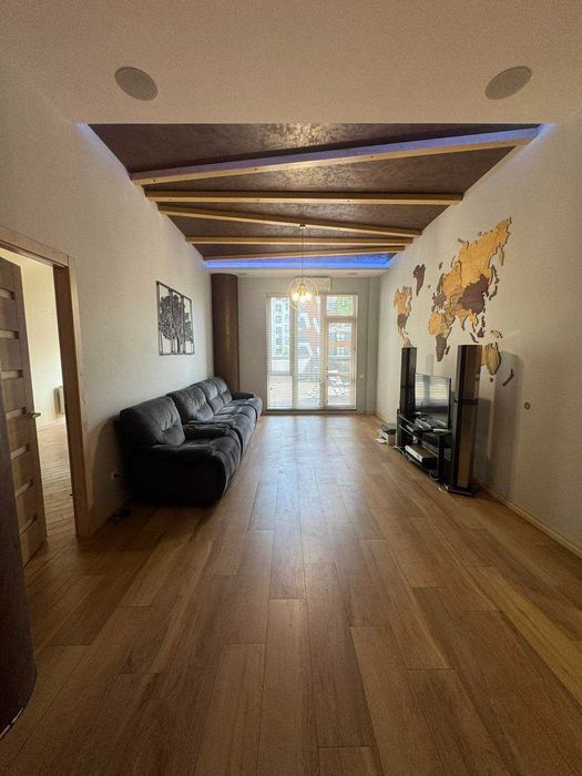 Продаж 3кім. квартири з терасою  в новобудові вул. Липинського