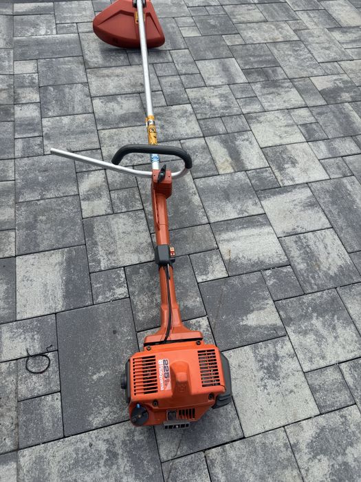 Kosa podkaszarka husqvarna 225 l