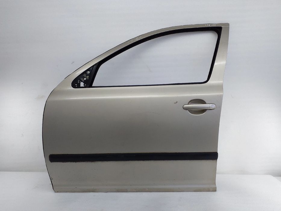 Porta frente esquerda SKODA Octavia II Hatchback (1Z3)