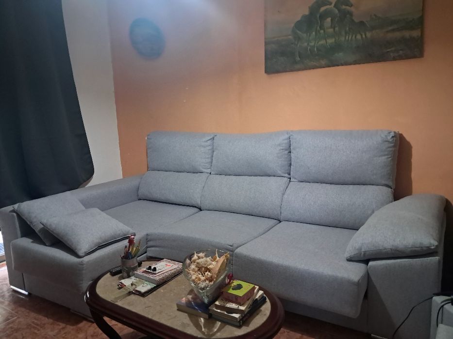 Sofá novo em Óptimo estado