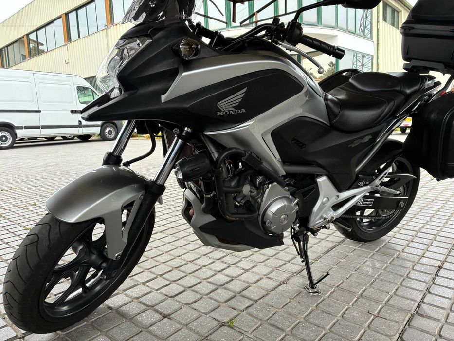 Honda NC700X 2012