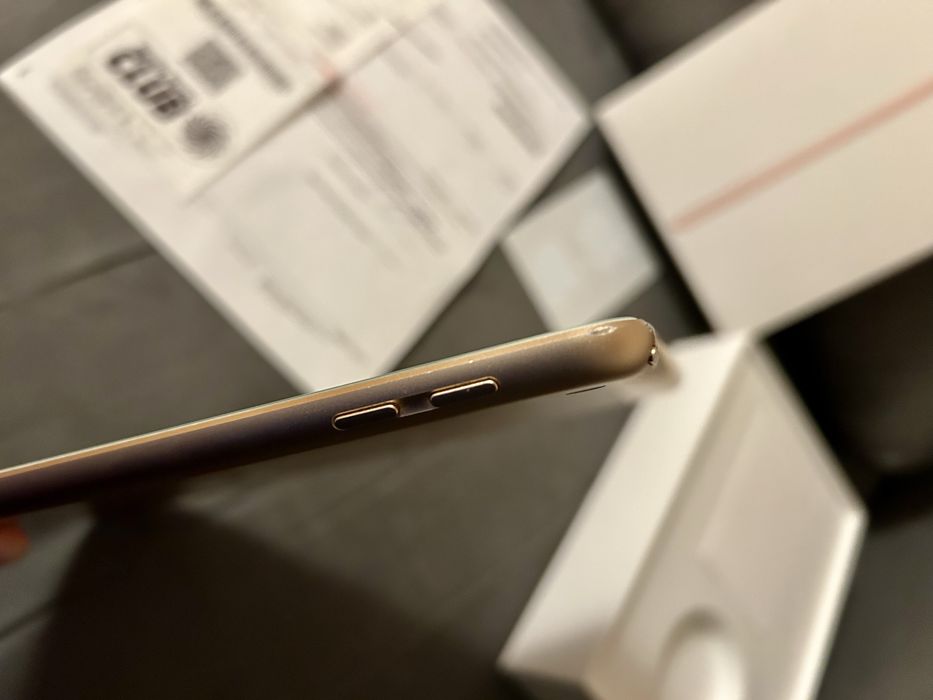 Apple iPad 9.7 32GB Gold Złoty