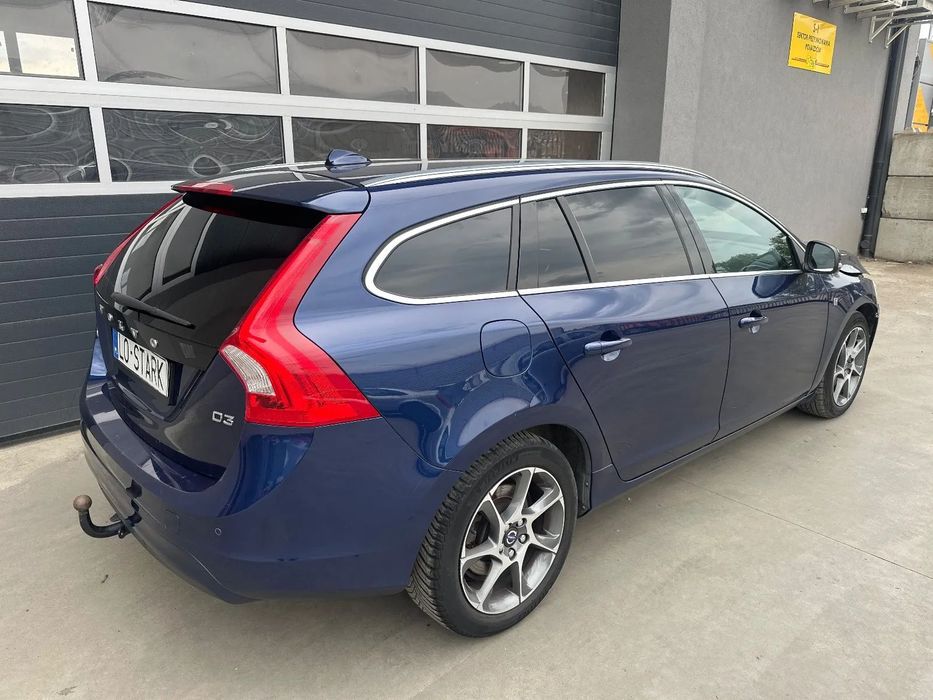 Volvo V60 / 150KM / rok produkcji 2016