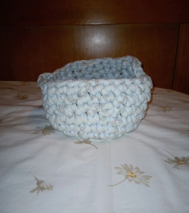 Cesto de arrumação de pano azul entrelaçado Vintage