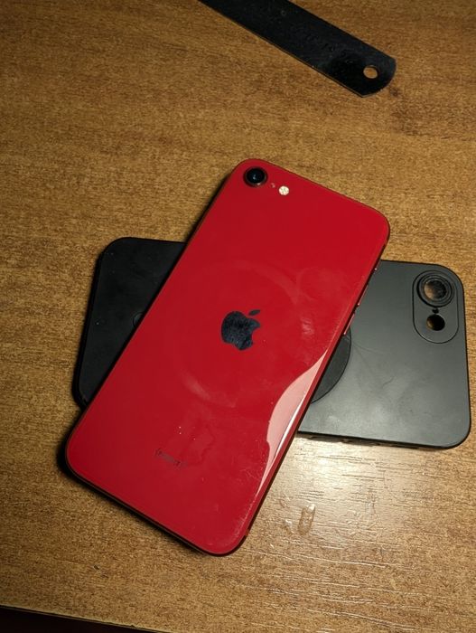 Iphone SE 2022 64Gb (R-Sim)