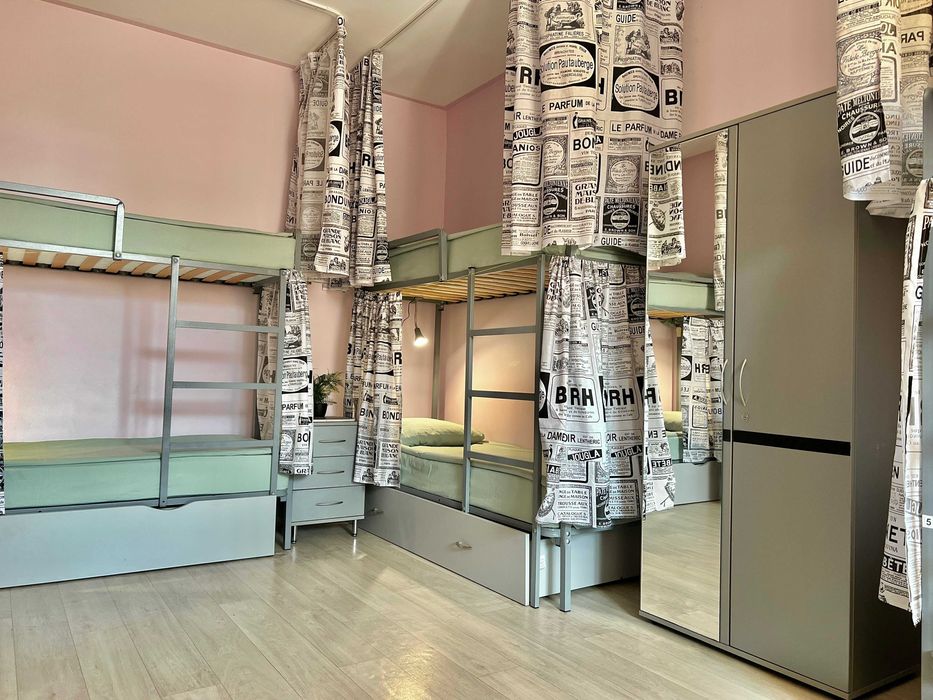 Хостел! 10хв м.Либідська. Нас не лякають відключення світла!!!