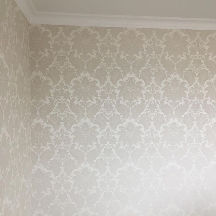 Качественная поклейка обоев опытным мастером с гарантией