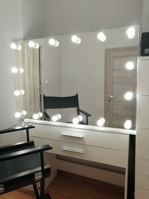 Lustro Glamor do makijażu wizażu salonu fryzjerskiego