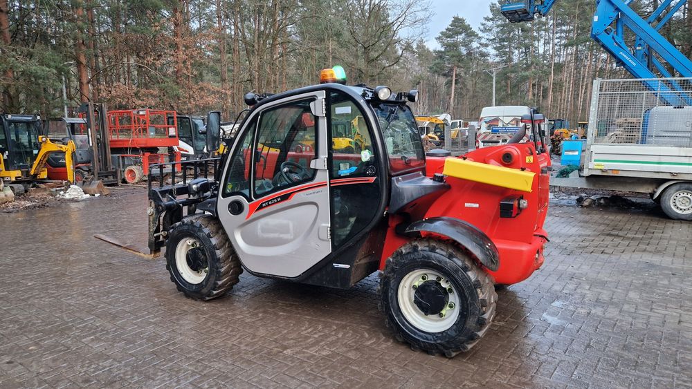 Ładowarka teleskopowa Manitou 625-75 z 2023 roku 1530mth bardzo ładna