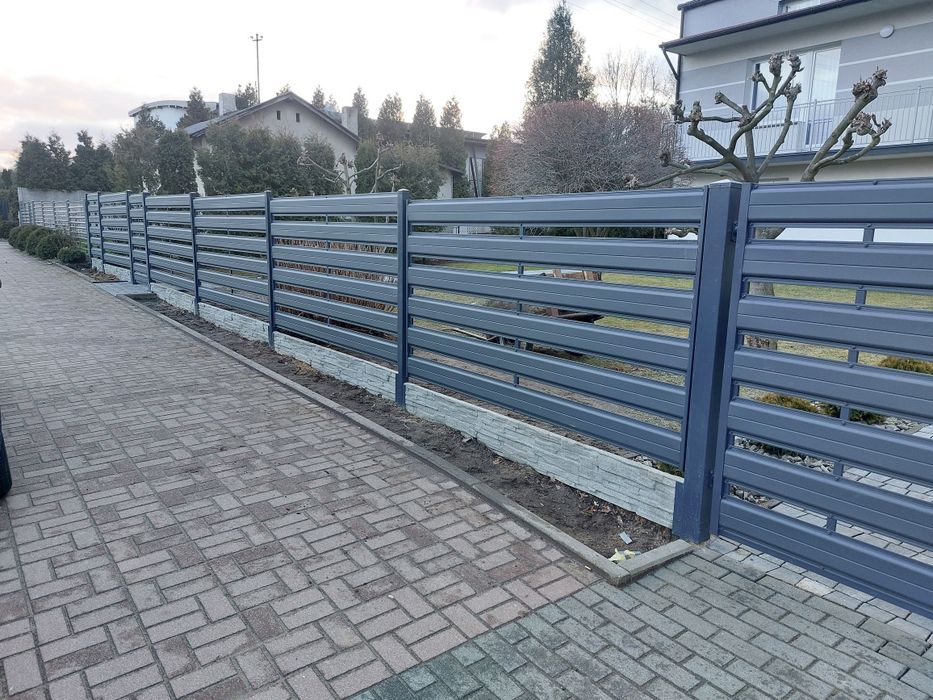 Sztachety metalowe  - MONTAŻ