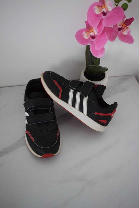 Adidas czarne buty stripes dla chłopca 33