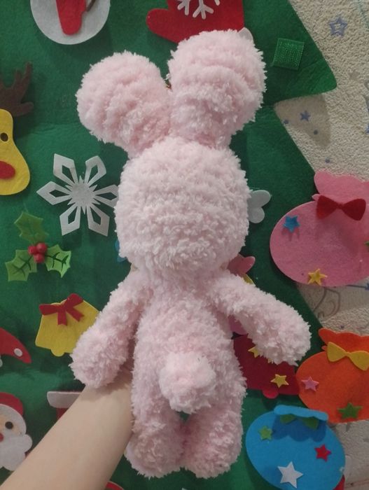 Зайчик. вязанная игрушка