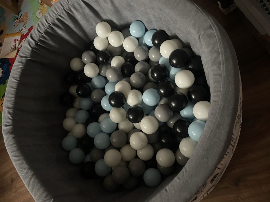 Basen z piłeczkami idealny stan! 100zł