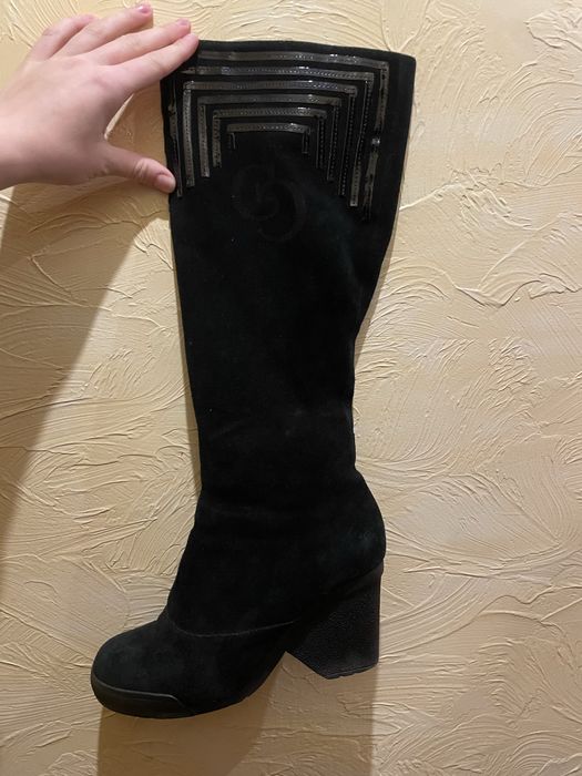 Чобітки,чоботи,черевики,замшові чобітки, взуття тепле,танкетка замш