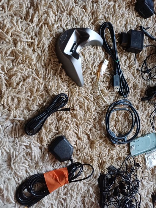 Zestaw GSM różne telefony, akcesoria, IPhone Nokia Samsung Ipaq Hp