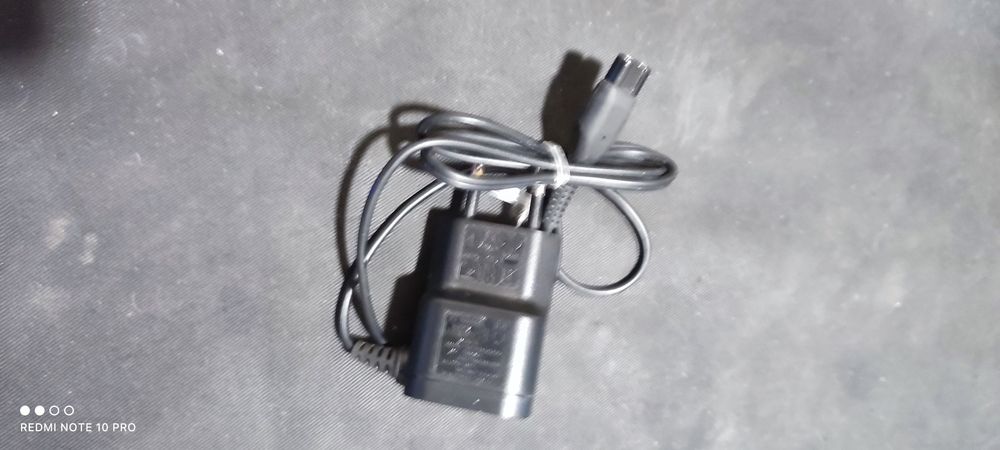 Vendo Carregador para Máquina de Barbear Philips Novo