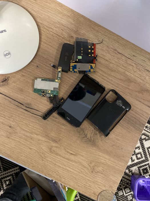 Телефон HTC Htc desire hd a9191 на запчасти