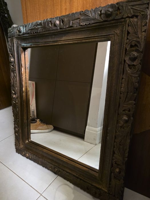 Lustro, rama rzeźbiona