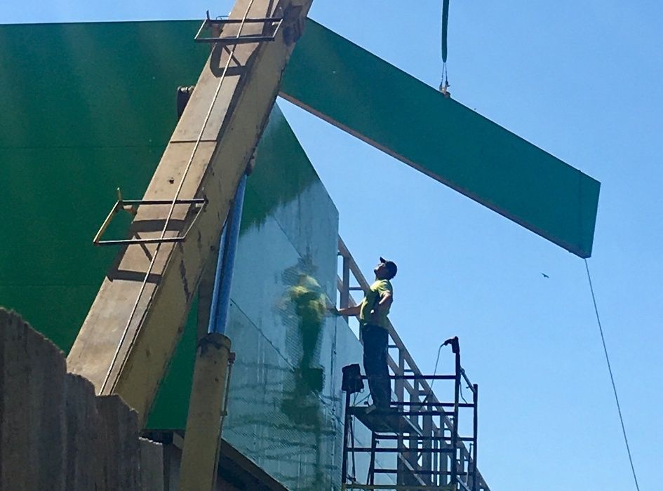 Сендвич панели Сендвіч панелі  Сендвич панелі - долговічність. Завод