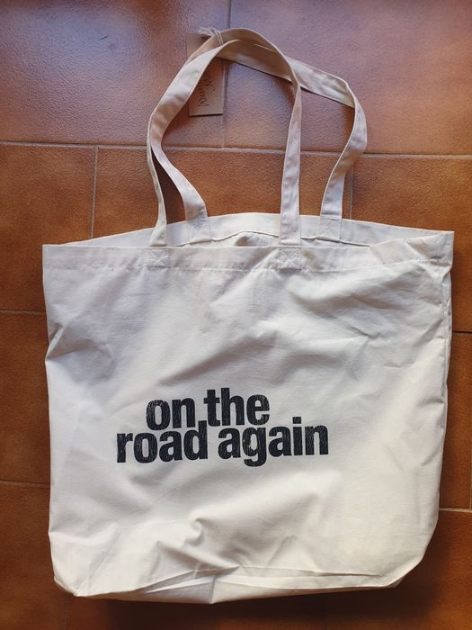 Kit merchandise VIP Shawn Mendes