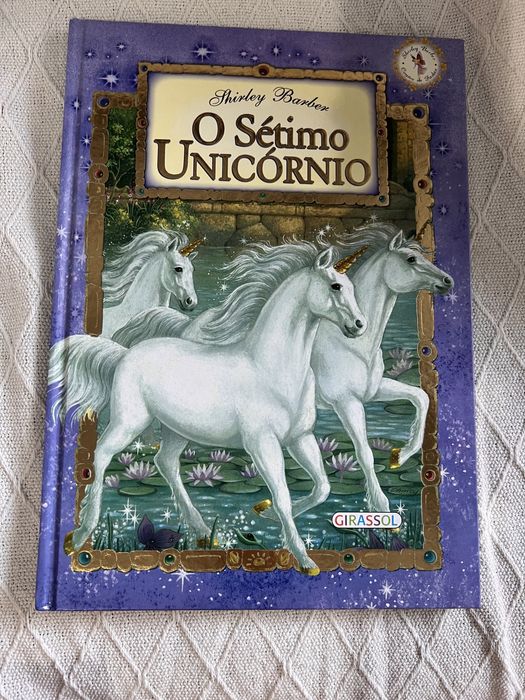 Livros infantis variados