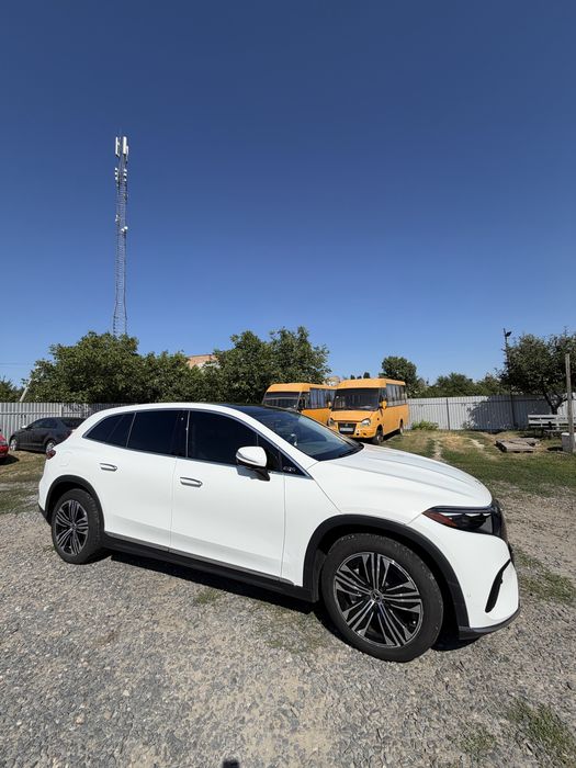 Mercedes-Benz EQS SUV 2022