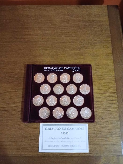 Vendo 16 moedas de prata "Campeões sub-20  da geração de ouro