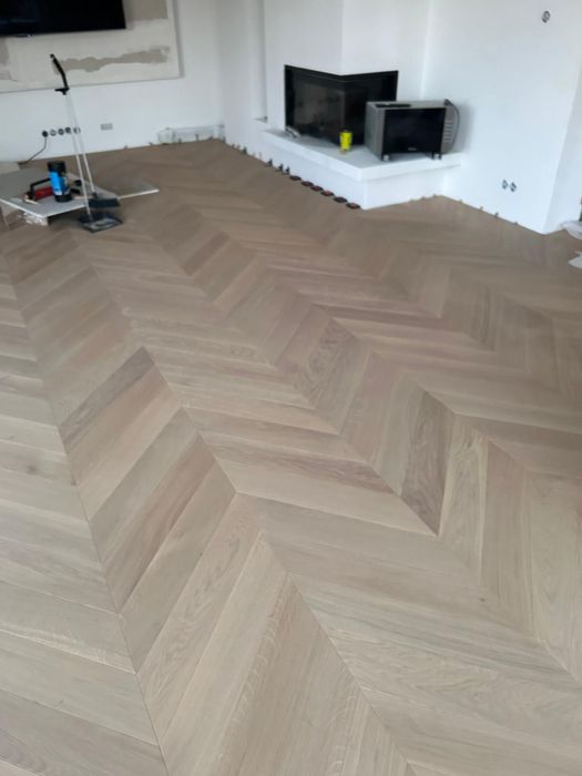 Jodełka francuska dębowa 15x120x600 Select Luna Olejowosk UV