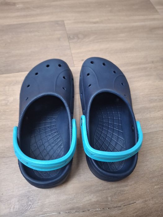 Klapki typu Crocs rozmiar 35 jak nowe