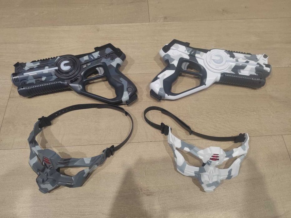 Pistolet Laserowy z maską na Baterie 2 szt- zestaw