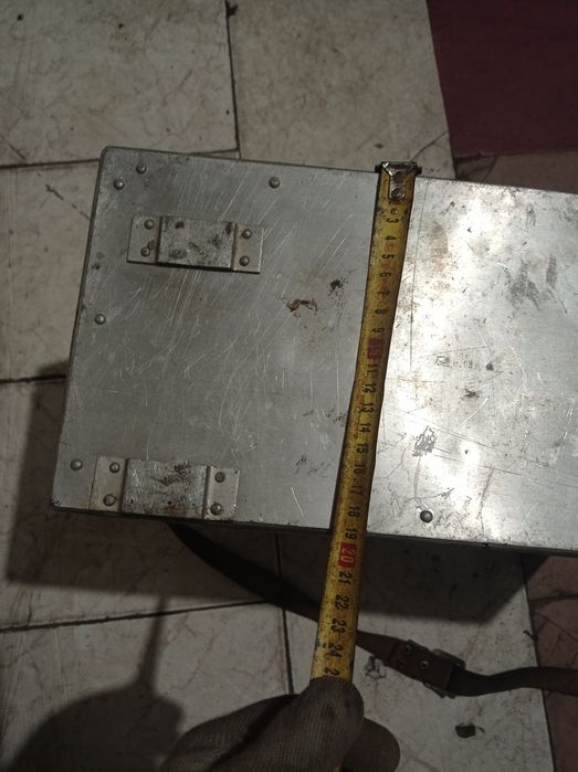 Ящик для риболовлі зимової рибалки жерлиці багор удочки