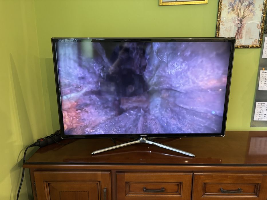 Telewizor Samsung SmartTV UE40F6320AW i dekoder