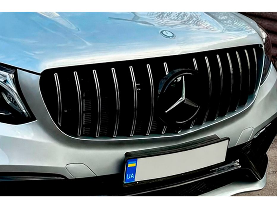 Mercedes GLS сlass X166 Передня емблема під склом a0008880111 (Для GLS)