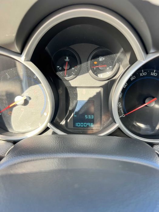 Chevrolet Cruze 1.6 Gasolina - Baixa Km