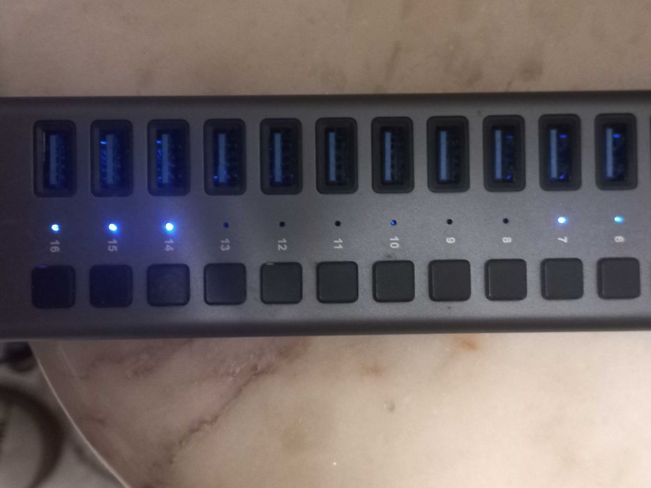 Hub USB 16 entradas on/of individualmente